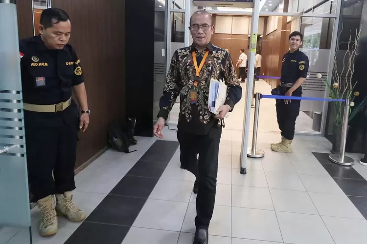 Ketua KPU RI Dicopot, Anggota PPLN Den Haag Mengaku Butuh Keberanian Lapor ke DKPP