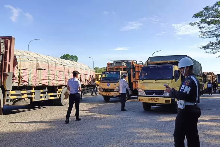 Puluhan ODOL Terjaring Dishub, Tahun Depan Masih Bandel, Mobil Angkutan bisa Disita