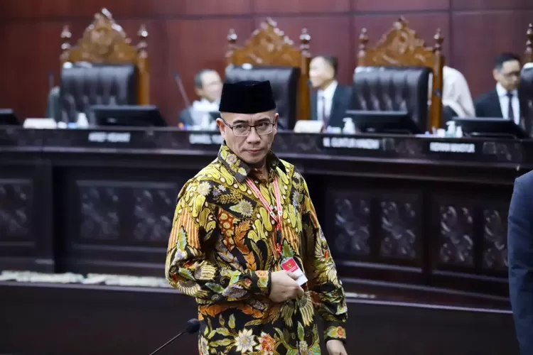 Hasyim Asy'ari Pelanggaran Berat, Dipecat dari Ketua KPU, DKPP Ungkap Keterlibatan Selebriti Vincent dan Desta di Kasus Dugaan Asusila