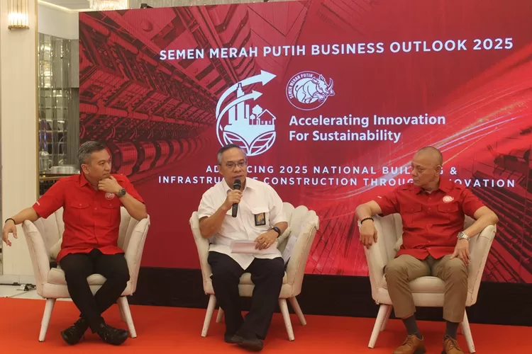 Outlook 2025 Semen Merah Putih Inovasi Keberlanjutan Jadi Kunci