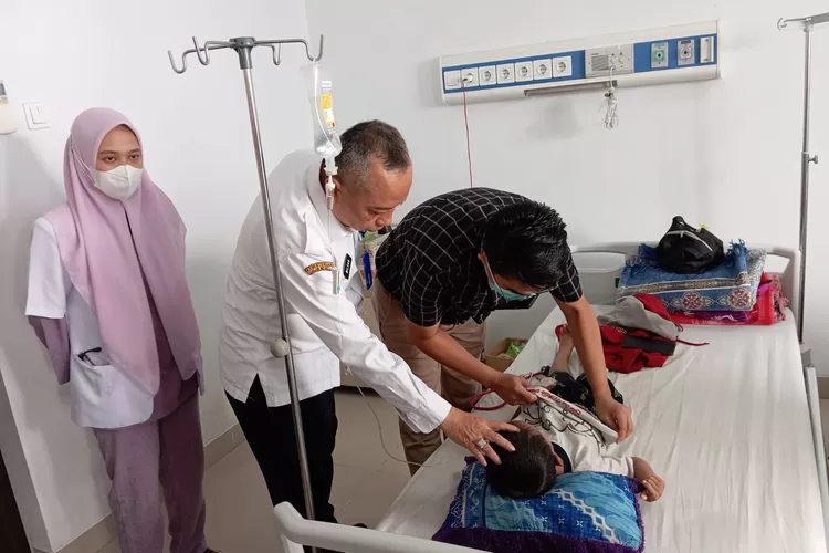 Dengue Fever Outbreak at Datu Sanggul Regional General Hospital, Rantau: 13 Patients Currently Being Treated