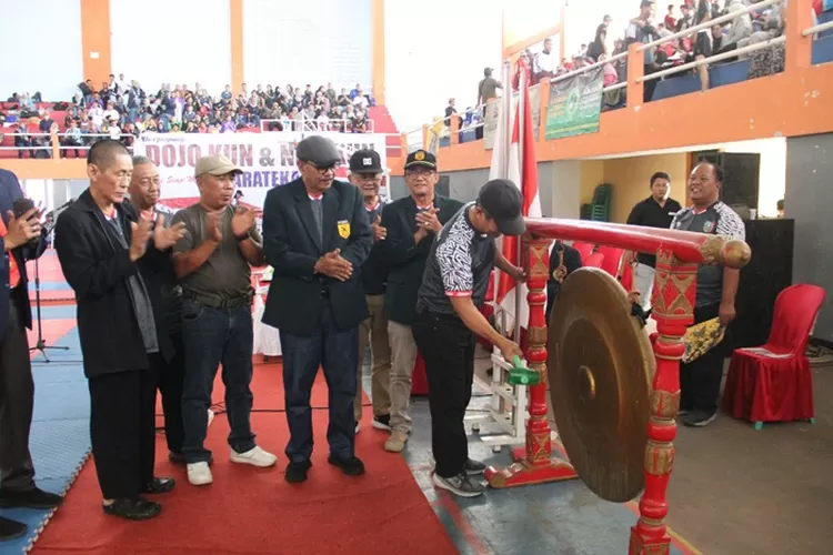 slot demo olympus Diikuti 1.200 Karateka, Ini Hasil Sementara Kejurnas Jombang Open Karate Championship 2024 - Jombang Banget