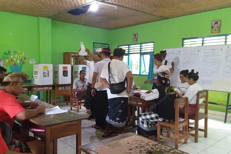 Puluhan Petugas Kpps Hingga Saksi Di Bali Ambruk Saat Bertugas Di Pemilu Banyak Kelelahan