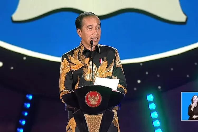 Presiden Joko Widodo Pada Puncak Peringatan Hari Guru Nasional 2023 ...