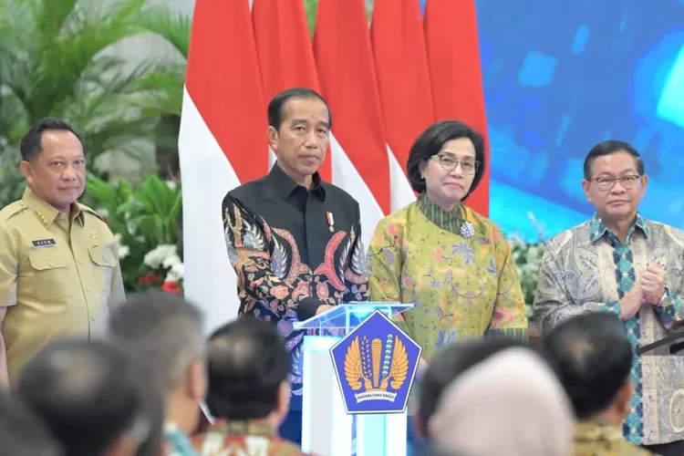 Presiden Serahkan DIPA 2024 Secara Digital Kepada Kemenag: Peningkatan ...