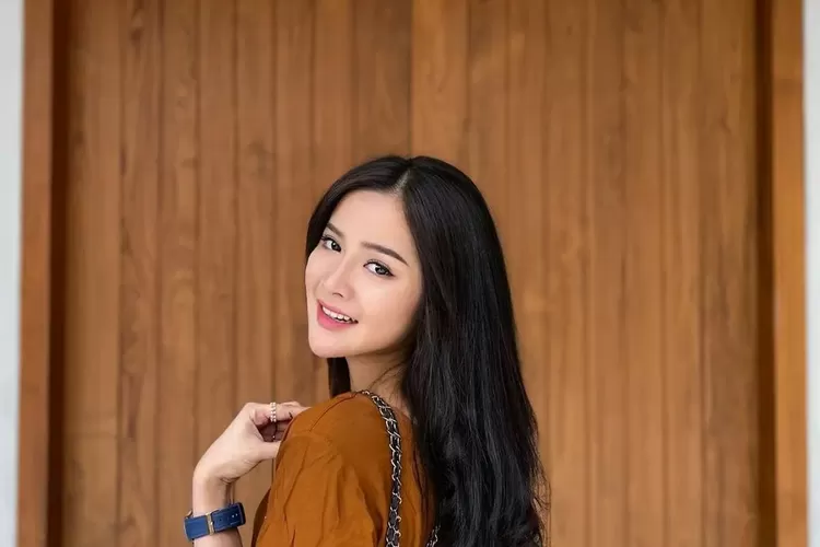 Bella Bonita Mengenal Lebih Dekat Selebgram Yang Menjadi Istri Denny