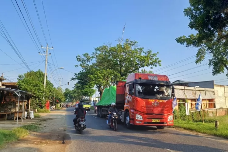 Cek Pantauan Terkini Kondisi Lalu Lintas Arah Jepara Imbas Banjir Pantura Demak Kudus Radar Kudus