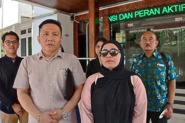 Oknum Karyawan Bank Di Semarang Salahgunakan Data Nasabah, Begini ...