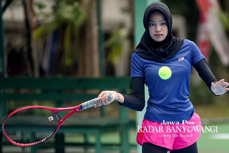 Harga Raket Tenis Lapangan yang Asli Dibanderol Jutaan Rupiah