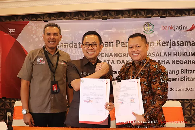 Bantu Pendampingan Masalah Hukum, Bank Jatim Kantor Cabang Blitar Kerja