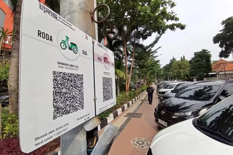 Pastikan Awal Februari Pembayaran Parkir Non Tunai Berlaku Di Surabaya ...