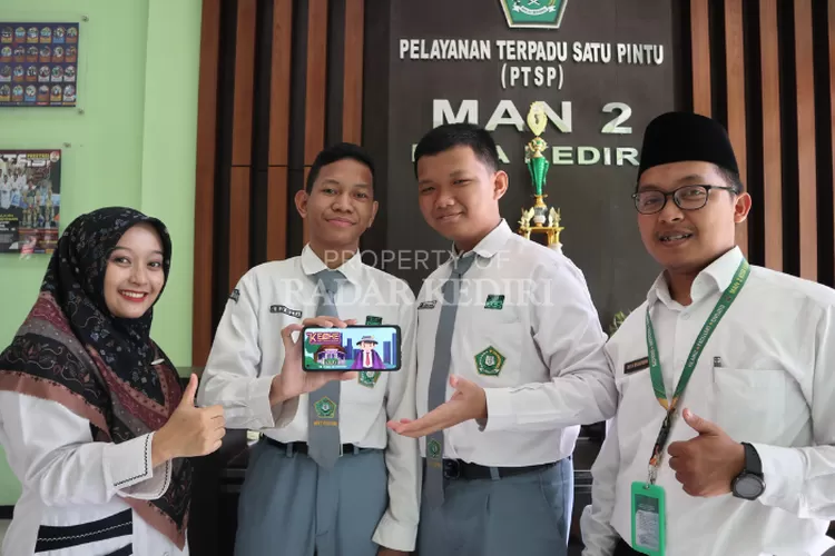 asiantoto rtp slot Tiga Siswa MAN 2 Kota Kediri Ini Bisa Membuat Game Petualangan Menjelajahi Lokasi Cagar Budaya - Radar Kediri