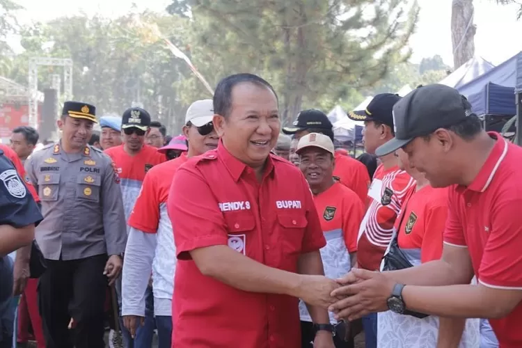 Simbol Semangat Membangun Desa, Kades Se-Jember Adu Ketangkasan - Radar ...