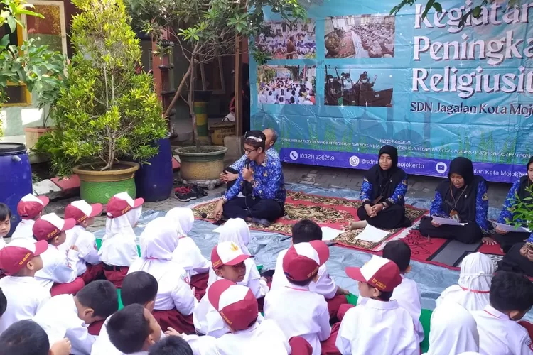 MPLS Di SDN Jagalan Kota Mojokerto, Cetak Generasi Religius Dan ...