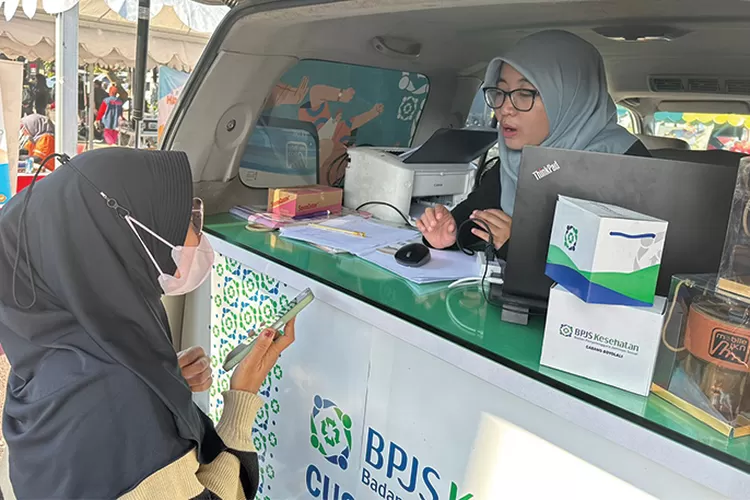 Layanan BPJS Keliling Hadir Di CFD Boyolali, Kenalkan Aplikasi Mobile ...