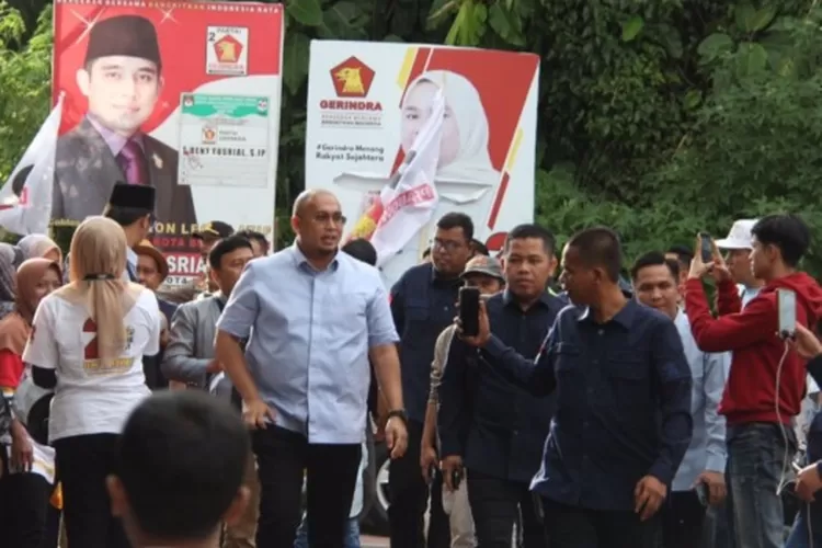 Kampanye Di Bukittinggi Andre Rosiade Insya Allah Prabowo Gibran Menang Satu Putaran Padek 