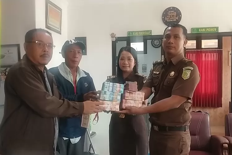 Terpidana Korupsi Lpd Sunantaya Kembalikan Kerugian Negara Rp435 Juta Pos Bali 5410