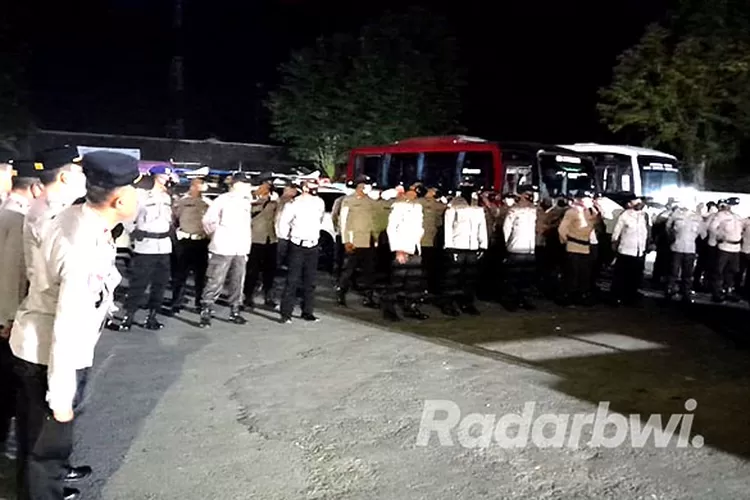 Polisi Amankan Pengesahan Anggota PSHT - Radar Banyuwangi