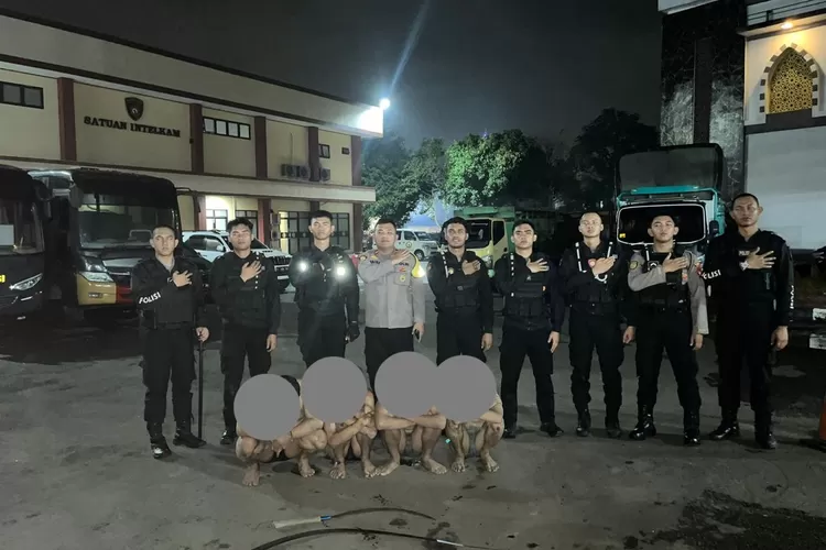 Empat Anggota Gangster Kepergok Mau Tawuran Di Bogor, Polisi Tangkap ...