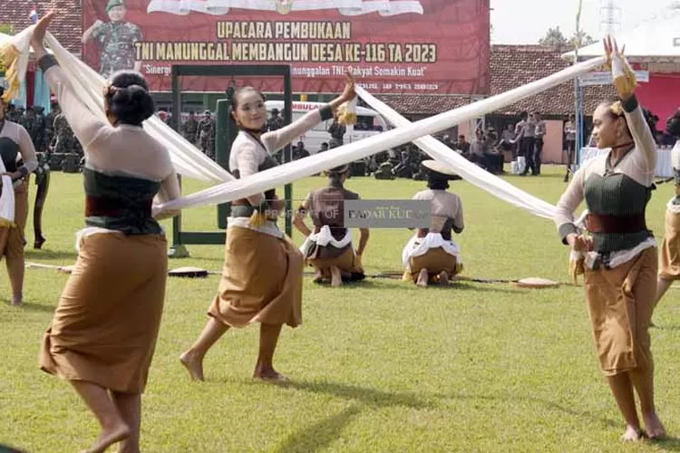 Berlangsung Meriah Pembukaan Tmmd Ke 116 Kodim Kudus Disuguhi Tari