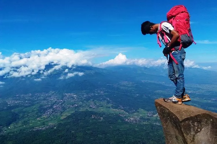 Gunung Penanggungan Berjuta Pesona Dan Kaya Sejarah Radar Mojokerto