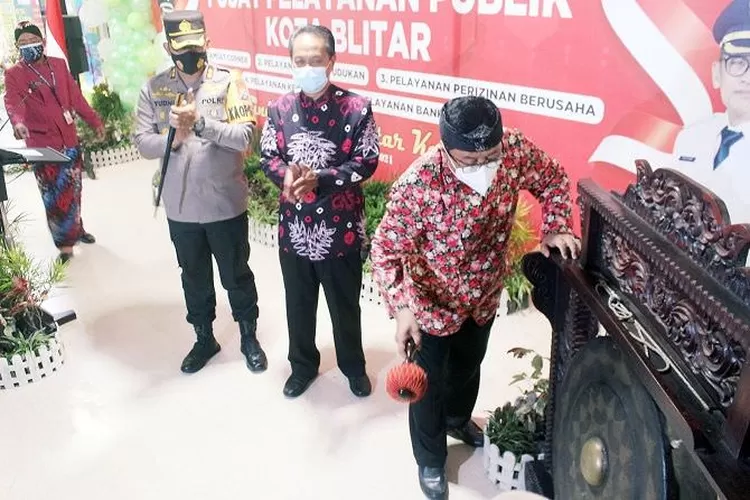 Mudahkan Masyarakat Urus Izin Usaha Di Luar Jam Kerja - Radar Tulungagung