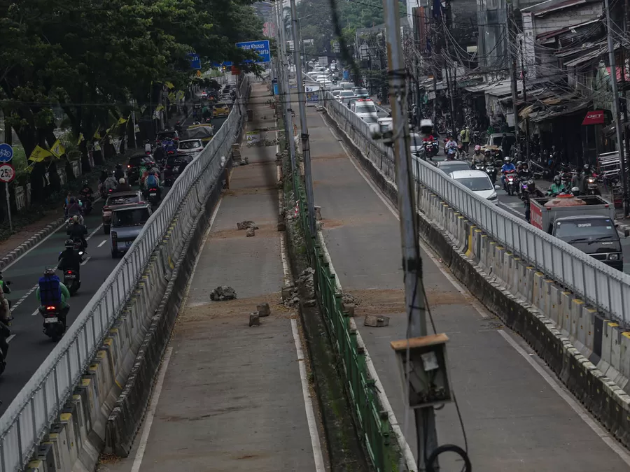 Pembangunan LRT Jakarta Fase 1B