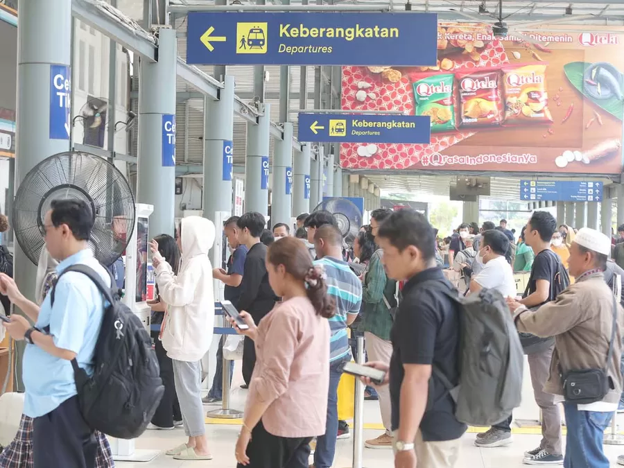 Tiket Kereta Api Libur Nataru