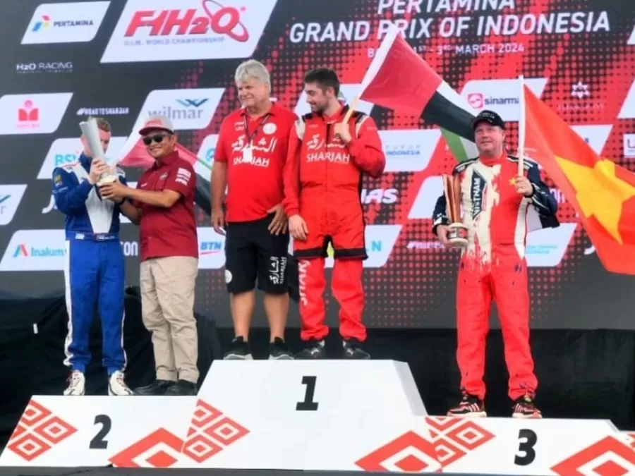 Rusty Wyatt Jadi Juara Dunia F1 Powerboat Danau Toba 2024