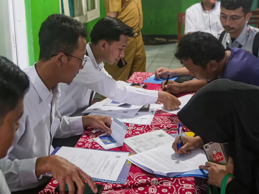 Santunan Korban Kecelakaan Bus SMK Lingga Kencana Depok