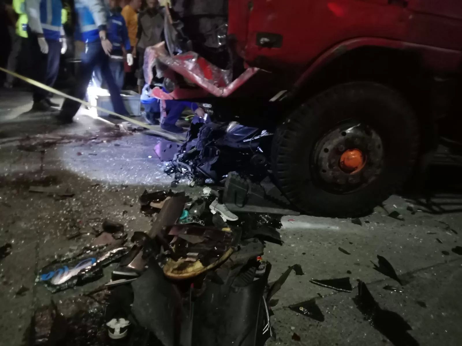 Polisi Lakukan Olah Tkp Setelah Laka Maut Exit Tol Bawen Yang Memakan