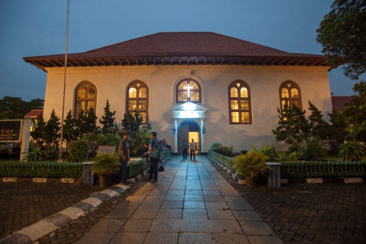 Gereja Sion Jakarta merupakan gereja tertua di Indonesia.