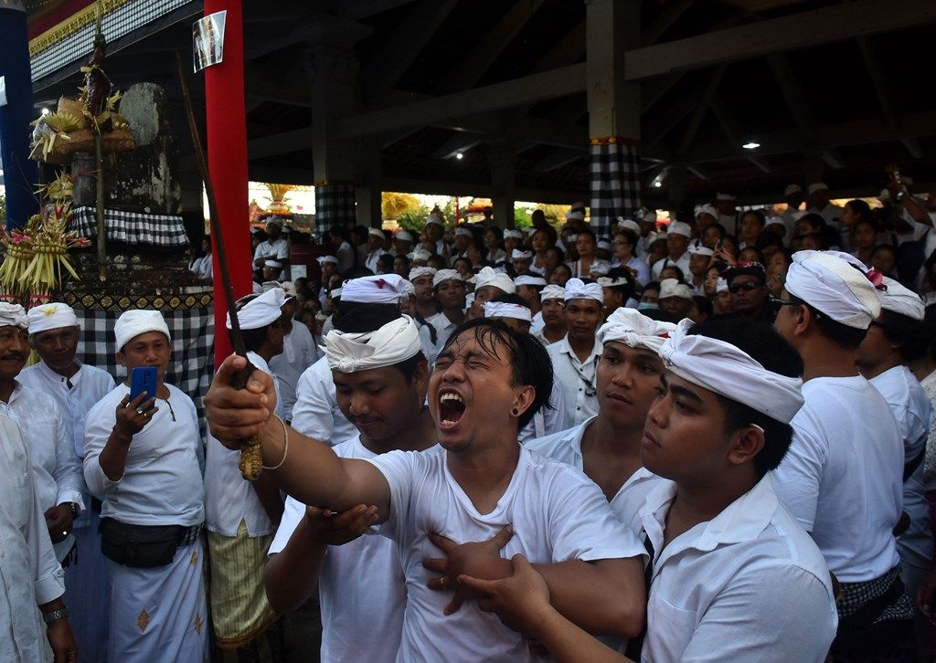 Tradisi Hindu Unik Ini Hanya Ada Di Bali, Digelar Desa Adat Kesiman ...