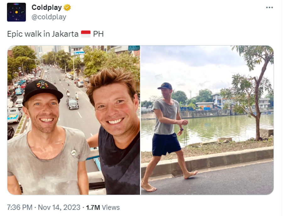 Momen Chris Martin ‘Nyeker’ Jalan Kaki Di Jalanan Jakarta Menjelang ...