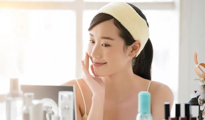 Berikut 5 urutan penggunaan skin care yang benar untuk pemula