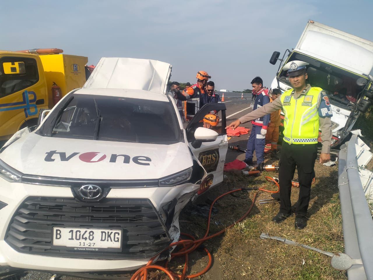 Sopir Truk Penabrak Mobil Kru TV One Di Tol Pemalang Jadi Tersangka ...