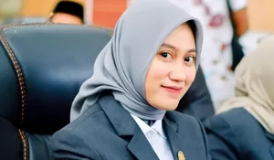Sosok Dheninda Chaerunnisa, Ketua Komis III DPRD Gorontalo yang Viral karena Ekspresi Mencibir saat Temui Pendemo