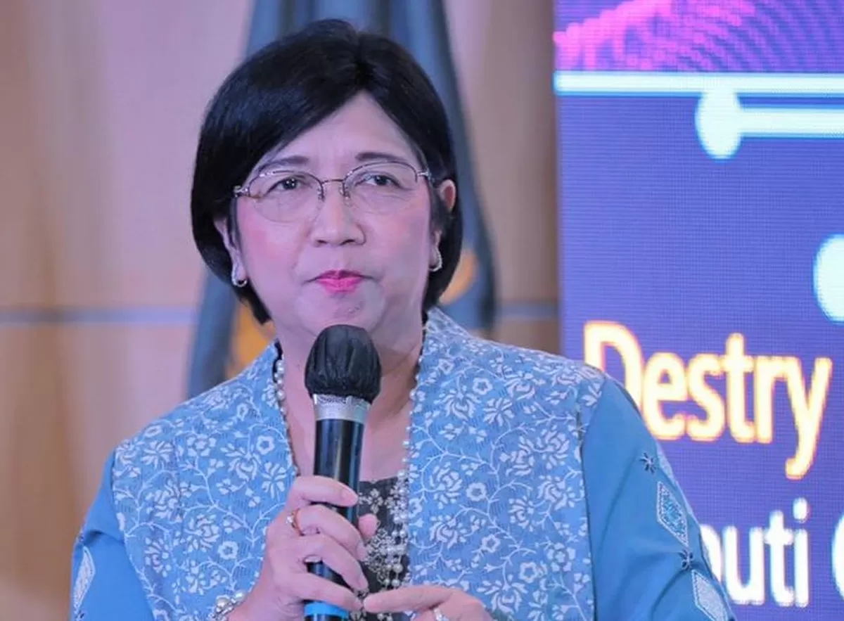 Potret Destry Damayanti yang ditunjuk jadi Pj Gubernur BI setelah Perry Warjiyo mengundurkan diri dari jabatannya (Instagram/destrydamayanti)
