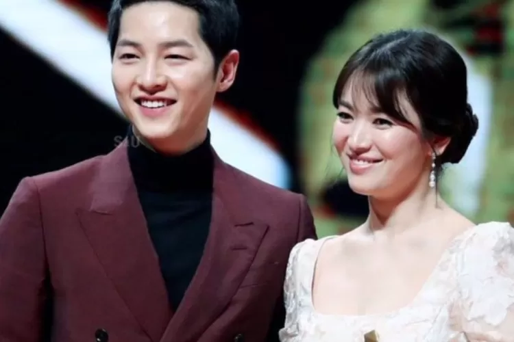 Song Joong Ki dan Song Hye Kyo Beri Resep Merawat Kulit agar Putih dan