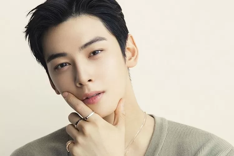 Cha Eun Woo Bakal Debut di Hollywood Adu Akting dengan Rebel