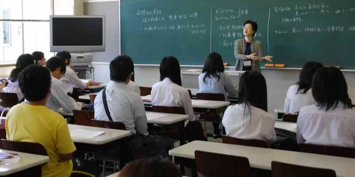 Photo: floresnews.id Most Educated Countries in Asia: Japan Leads as Indonesia Ranks 47th in OECD Report