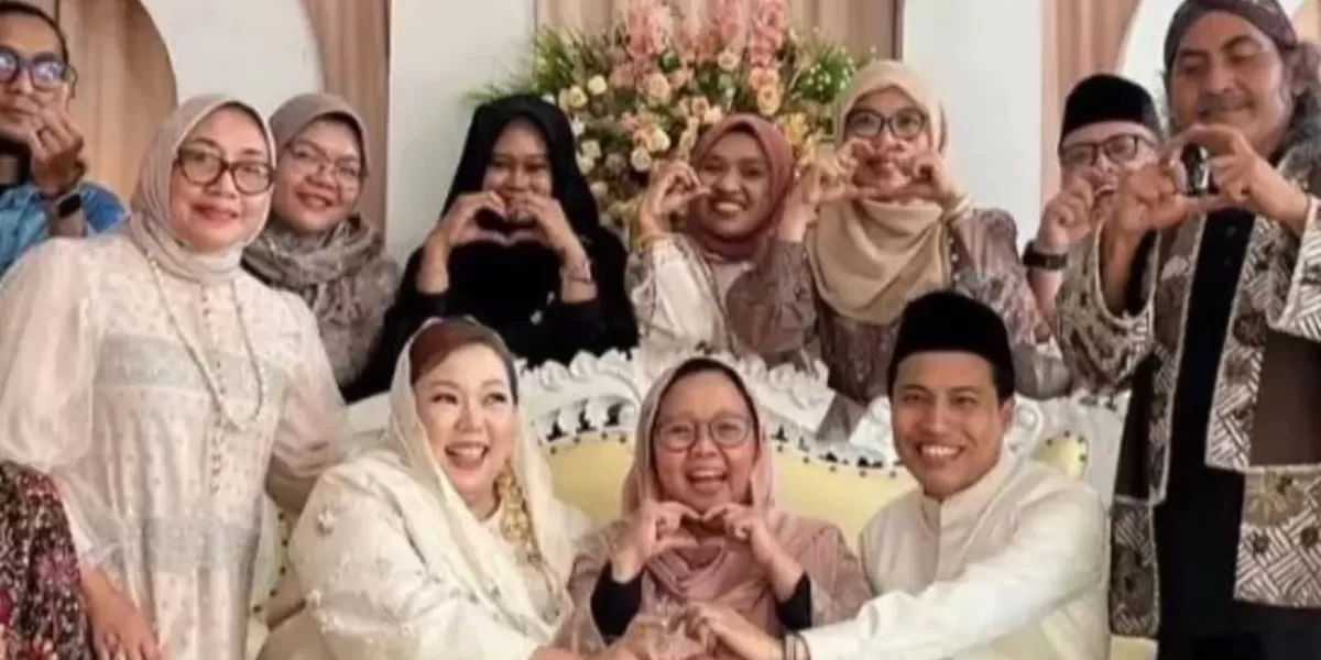 Fakta Pernikahan Inayah Wahid Putri Gus Dur dengan Kyai asal Sumenep. (Instagram/vitawahid)