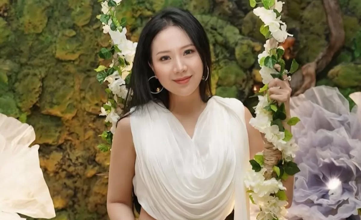 Agnes Jennifer akhirnya umumkan perceraian usai sebelumnya pernah viral gegara isu perselingkuhan suaminya, David Clement dengan wanita yang dijuluki "Gayung Love Pink"  (Instagram.com/@agnes_jennifer.)