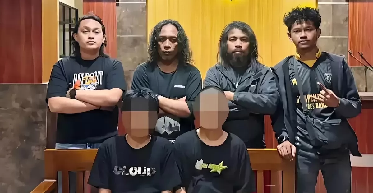 Dua remaja diduga dikeroyok saat hendak latihan gerak jalan di Alun-Alun Bumi Mutiara Luwuk. Dua terduga pelaku diamankan Polresta Banggai. (Dok.Humas Polresta Banggai)