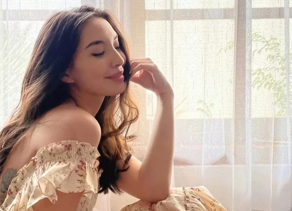 Profil Manohara Odelia Pinot, model Indonesia yang  pernah mengalami  childgrooming (Foto: Instagram.com/@manodeli)