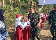 Siswa SD Meriahkan Penutupan TMMD ke-129 di Cibinong Cianjur
