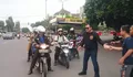 LSM Harimau Bagikan 1.000 Paket Takjil untuk Masyarakat Cianjur