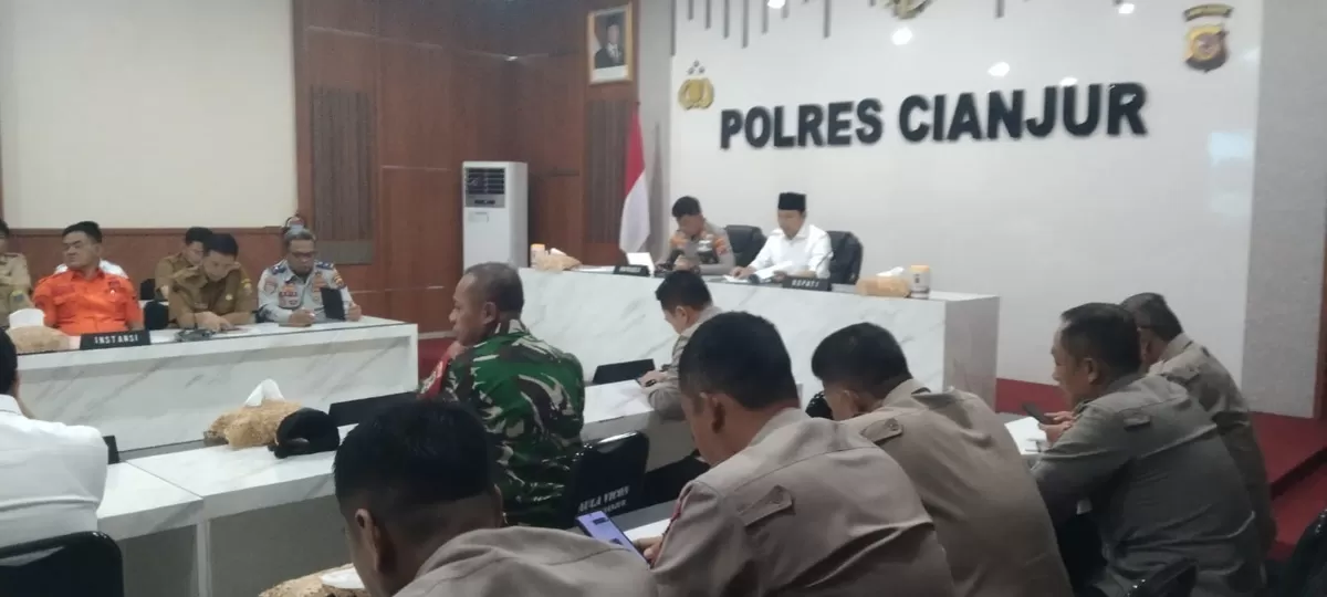 Suasana Rakor lintas sektoral yang dilaksanakan Polres Cianjur bersama unsur Forkopimda Kabupaten Cianjur.  (Mamat Mulyadi Metropolitan)