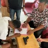 Niat Dipinjam Foto Berujung Penyitaan, Polisi Amankan Senjata Airsoft Gun Milik Warga Belu
