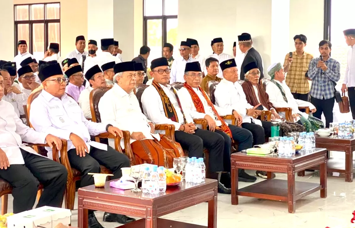 Sejumlah kiai sepuh Nahdlatul Ulama (NU) turun gunung mendampingi Ketua Umum PBNU, Gus Yahya Cholil Staquf, dalam konsolidasi di Kalimantan Timur dan Sulawesi Selatan. (PBNU / SM )